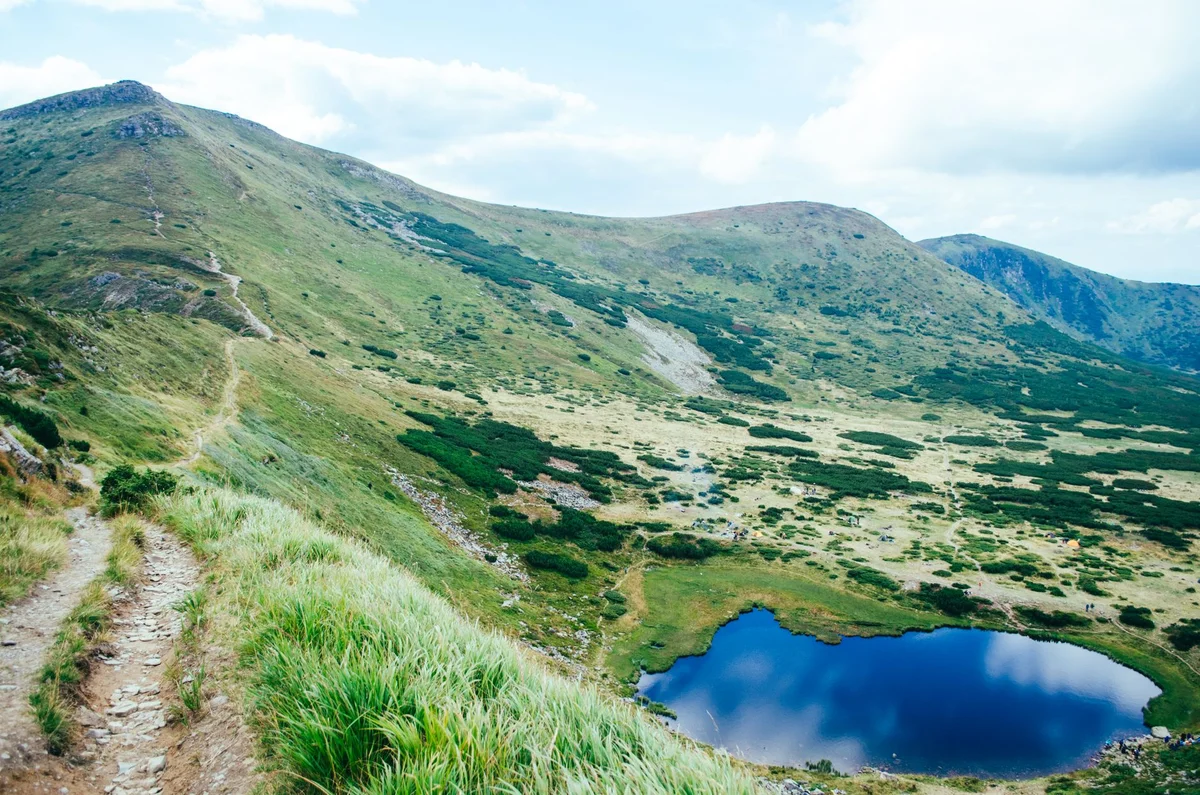 Lake Of Youth feature