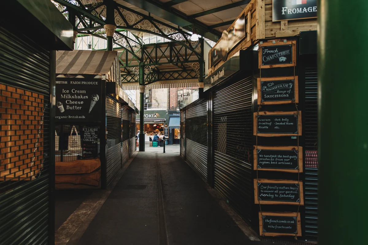 The Barras Market view 2