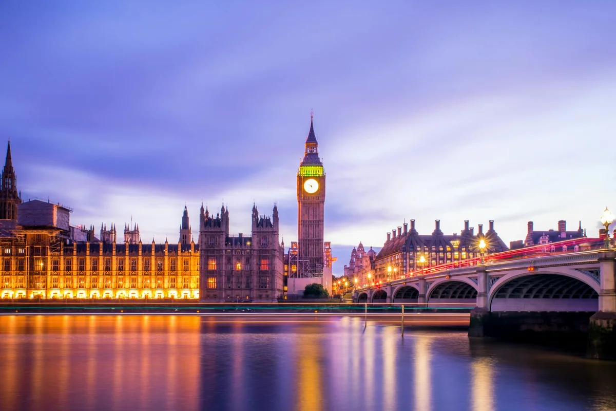 Big Ben feature