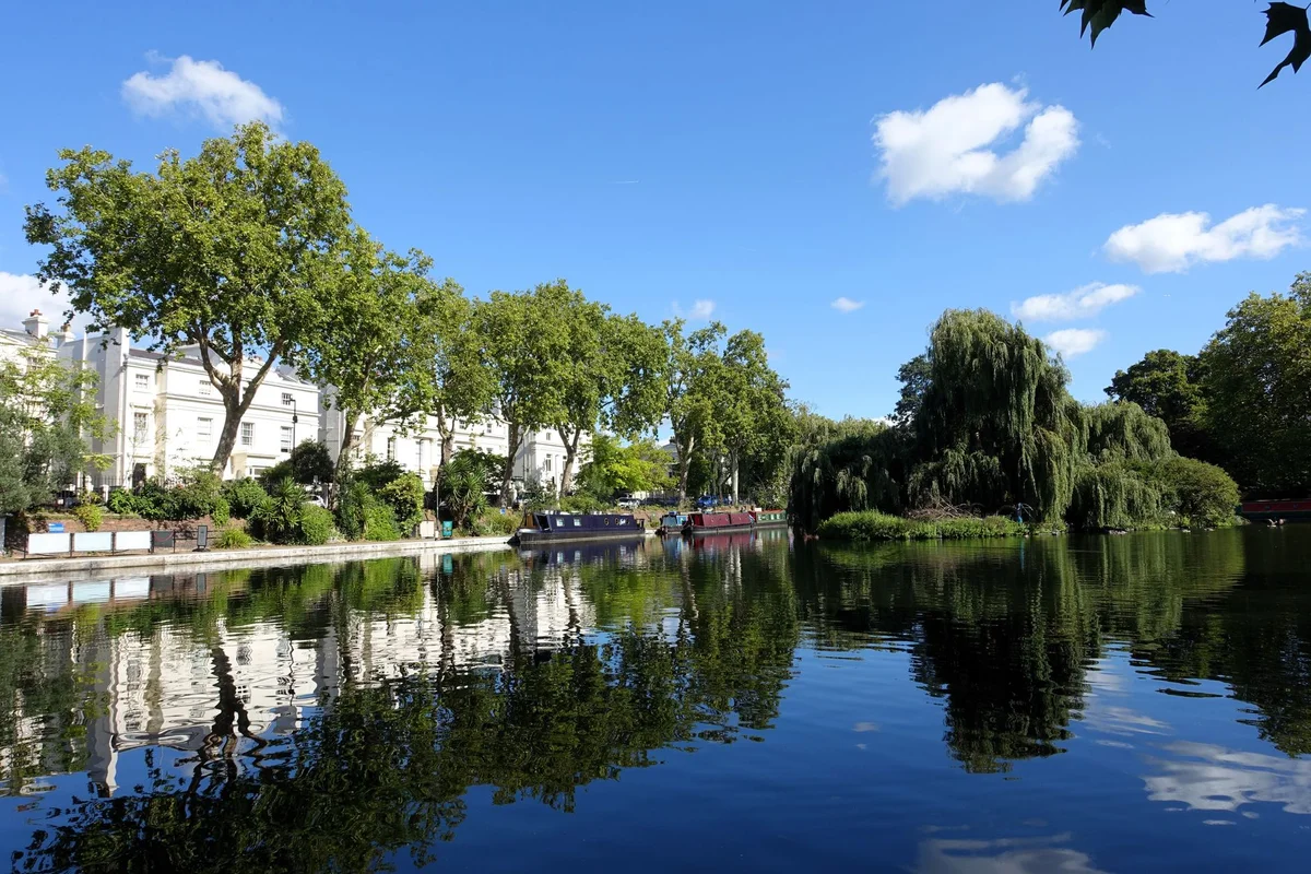 Regent's Canal Towpath feature