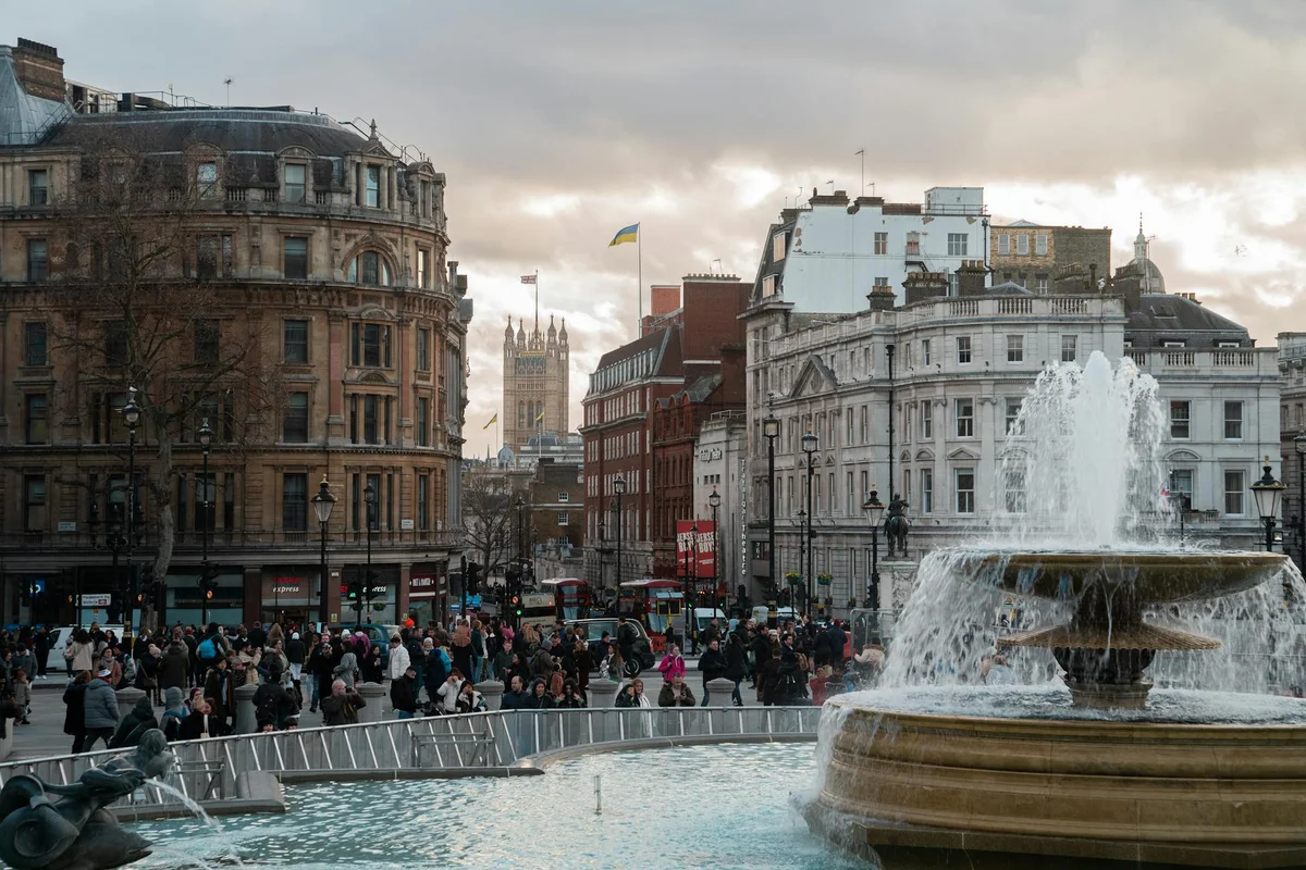 Trafalgar Square feature