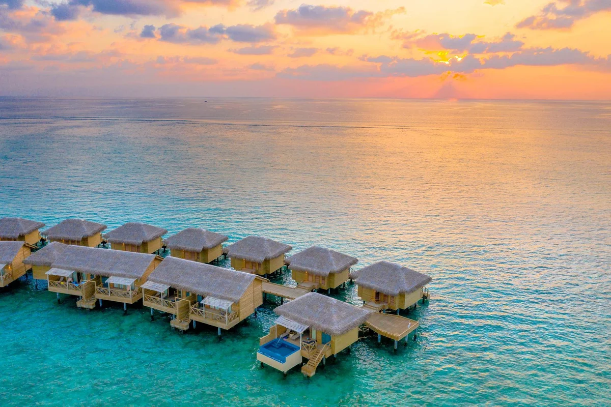 Banana Island Beach feature